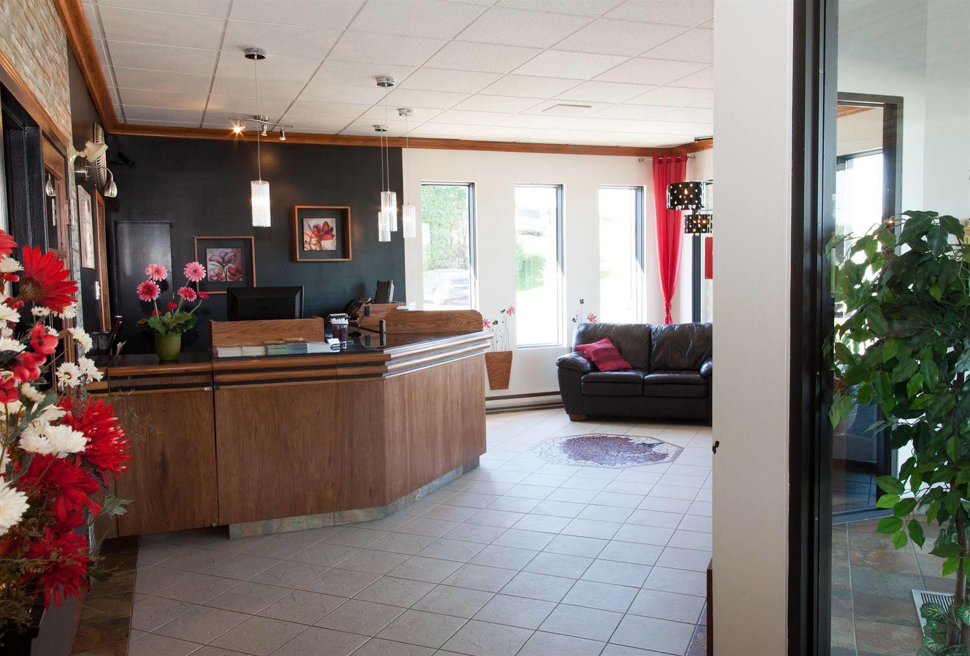 Hotel Le Floral Sherbrooke Esterno foto