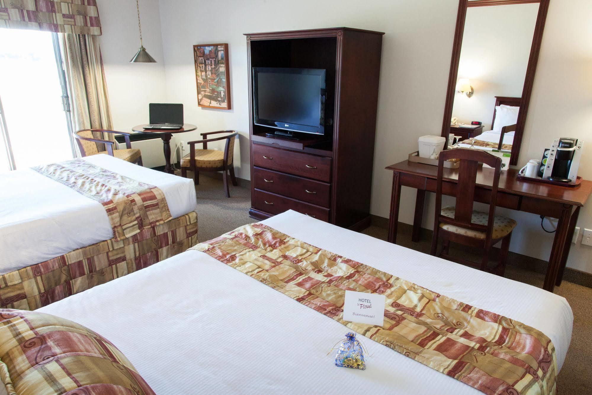 Hotel Le Floral Sherbrooke Esterno foto
