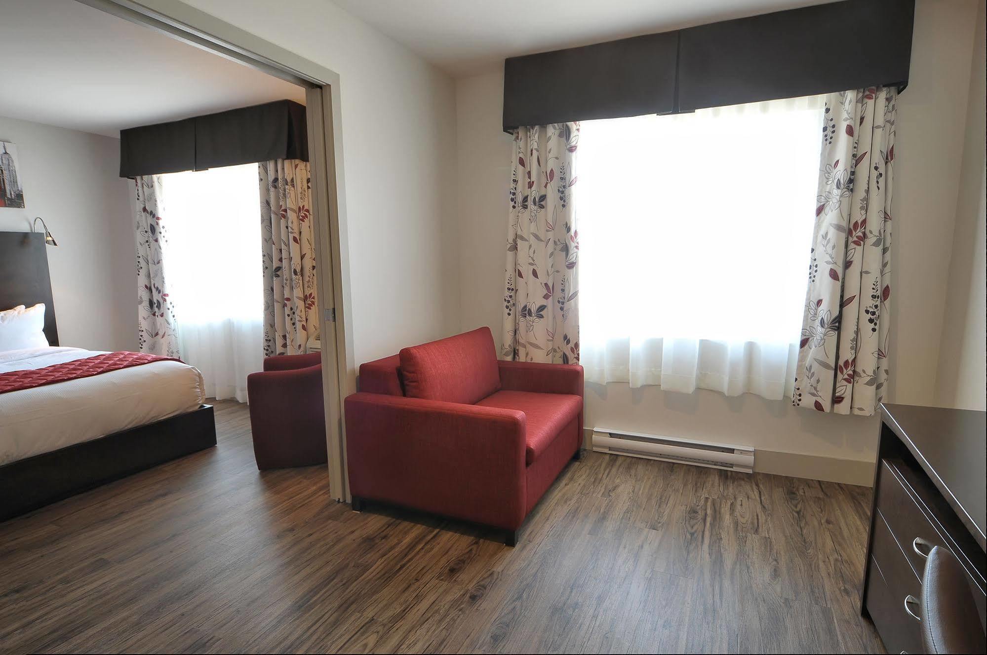 Hotel Le Floral Sherbrooke Esterno foto