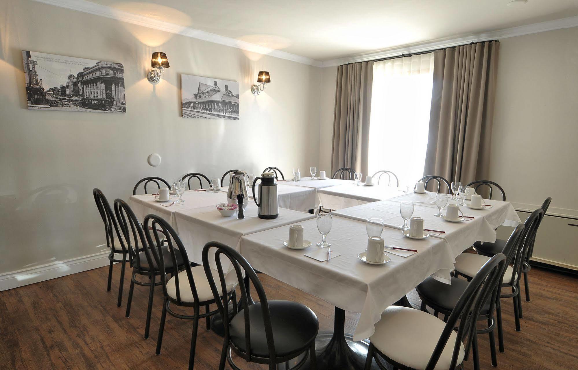 Hotel Le Floral Sherbrooke Esterno foto