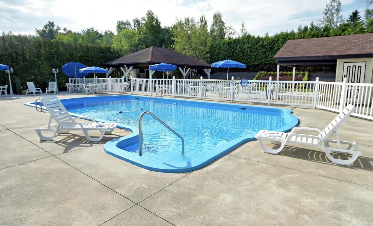 Hotel Le Floral Sherbrooke Esterno foto